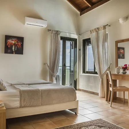 Villa Artemis By *